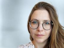 Apheros_JuliaCarpenter_VK_400x3001.jpg